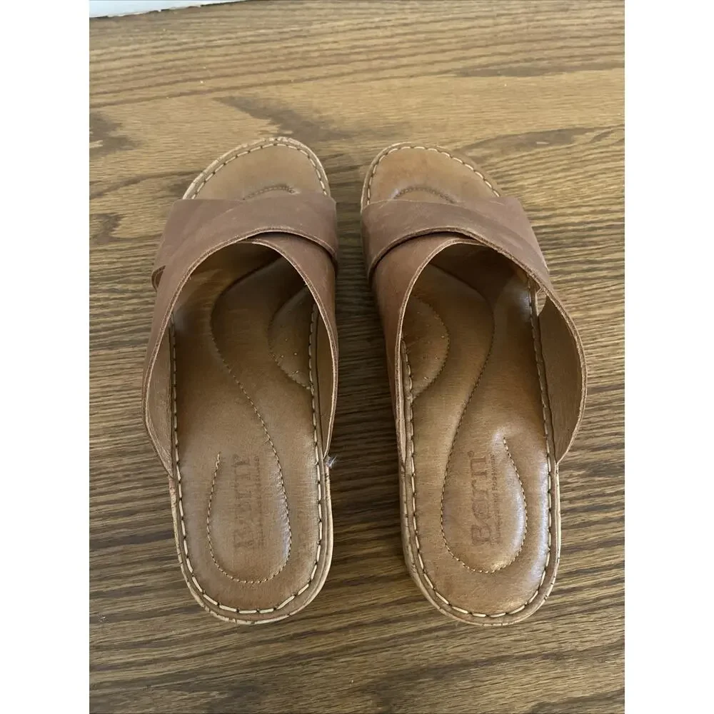 Born Leather Wedge Sandals Womens 9/40.5 Brown Criss Cross Slip On Comfort Sole